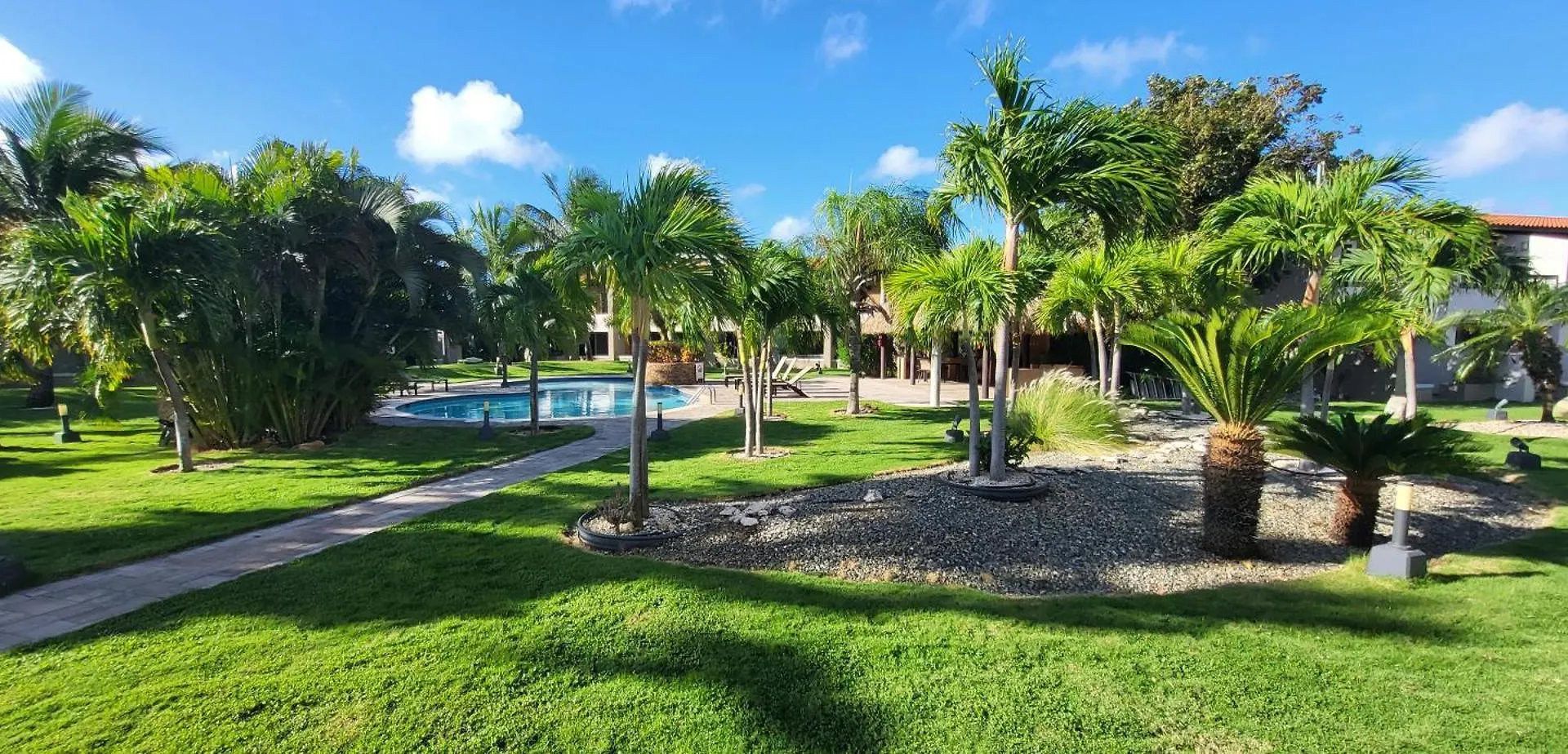 Eagle Beach Steps Away Home Palm Beach